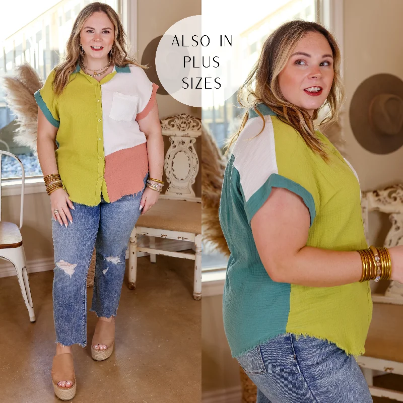 Last Chance Size Small | Easy On Me Button Up Color Block Top in Teal and Green