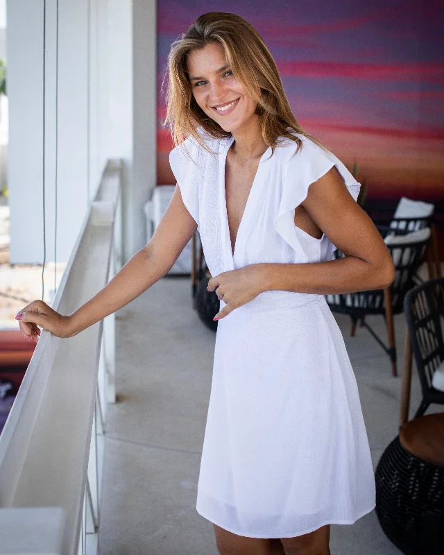 Trendy Street Style Julia Short - White