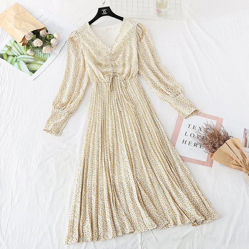 Trendy Fashion Sale Retro broken flower pleated long skirt fairy super fairy series  4046